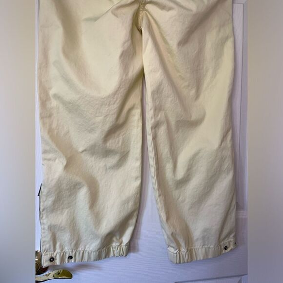 GAP Women Light Yellow Ankle Crop Utility Pants- Women size 6 - Picture 6 of 8